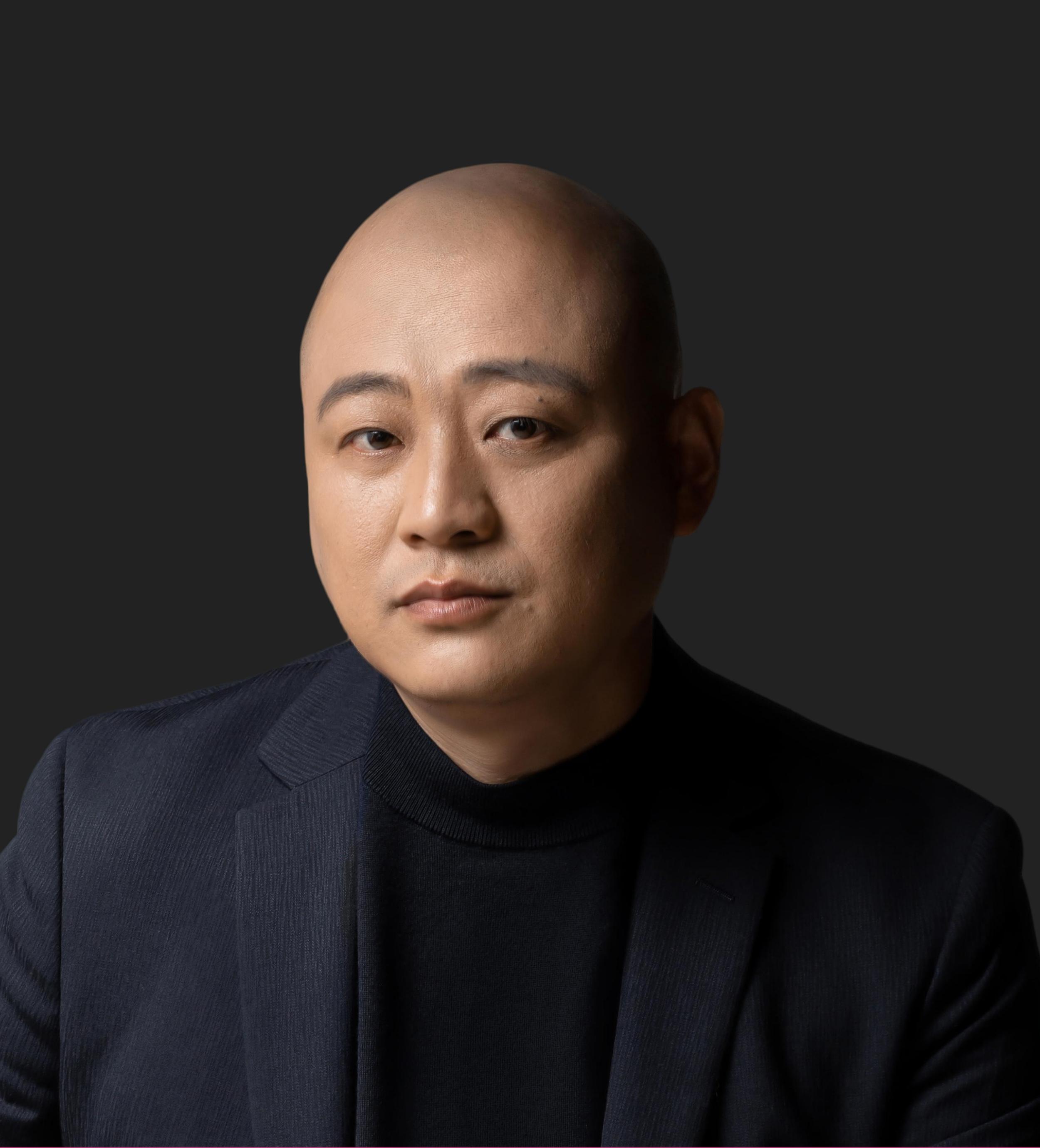 高 健